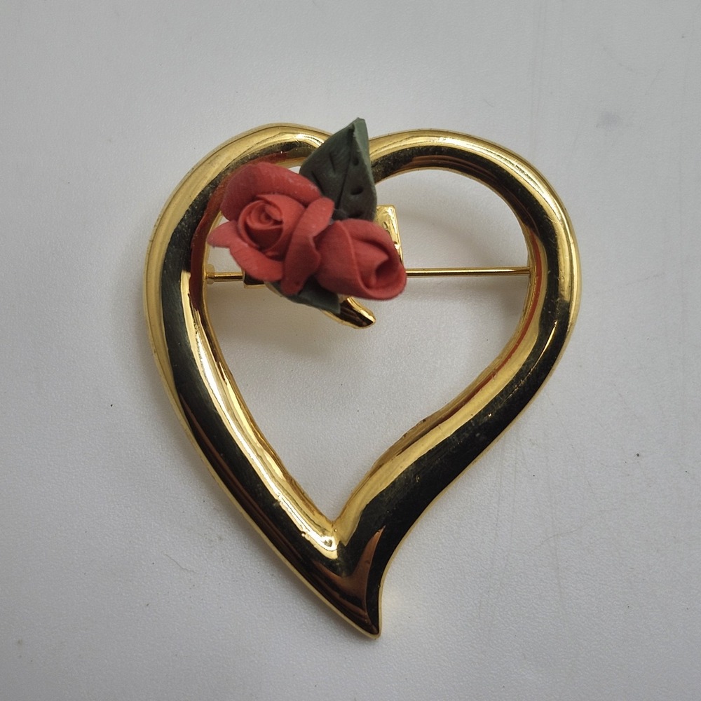 Vintage Gold Tone Heart Red Roses Brooch Pin